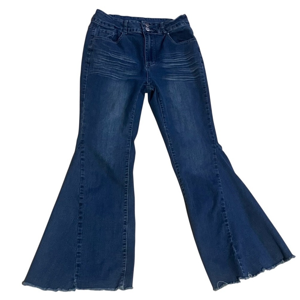 Stylish. No Brand name, Bell Bottoms, Frayed leg, Large and high waisted. - Picture 2 of 6